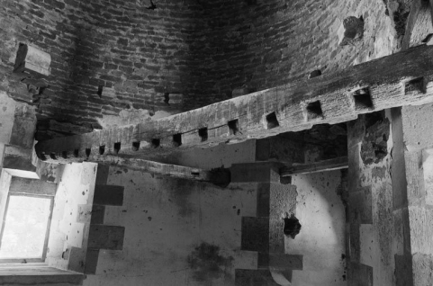  château fort © Région Bourgogne-Franche-Comté, Inventaire du patrimoine