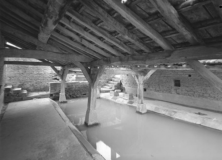  lavoir © Région Bourgogne-Franche-Comté, Inventaire du patrimoine