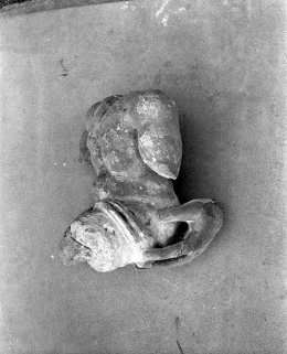  statue © Région Bourgogne-Franche-Comté, Inventaire du patrimoine