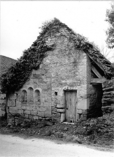 Chapelle, vue depuis le nord-est, en 1975. © Région Bourgogne-Franche-Comté, Inventaire du patrimoine