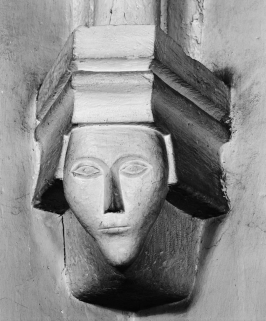 Chapelle droite : culot postérieur droit. © Région Bourgogne-Franche-Comté, Inventaire du patrimoine