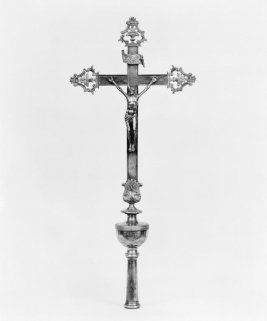 Croix de procession 2, vue d'ensemble. © Région Bourgogne-Franche-Comté, Inventaire du patrimoine