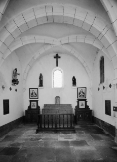 Vue de l'intérieur, depuis l'entrée. © Région Bourgogne-Franche-Comté, Inventaire du patrimoine