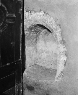 Lavabo du mur droit du choeur. © Région Bourgogne-Franche-Comté, Inventaire du patrimoine