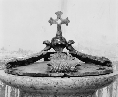 Détail du couvercle. © Région Bourgogne-Franche-Comté, Inventaire du patrimoine