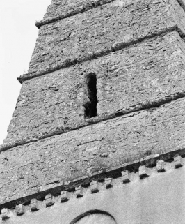 Clocher : détail d'un jour de la flèche. © Région Bourgogne-Franche-Comté, Inventaire du patrimoine