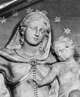 Détail des bustes de la Vierge et de l'Enfant. © Région Bourgogne-Franche-Comté, Inventaire du patrimoine