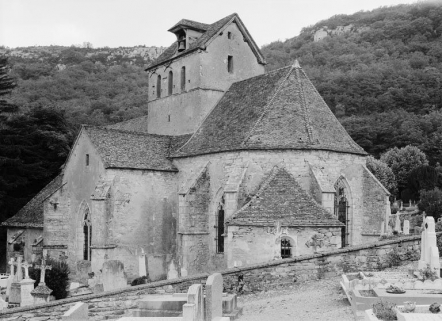 Vue d'ensemble, prise de l'Est. © Région Bourgogne-Franche-Comté, Inventaire du patrimoine