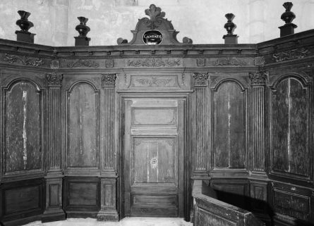 Détail des boiseries du pan gauche de l'abside. © Région Bourgogne-Franche-Comté, Inventaire du patrimoine