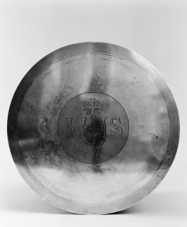 Vue d'ensemble de la patène. © Région Bourgogne-Franche-Comté, Inventaire du patrimoine