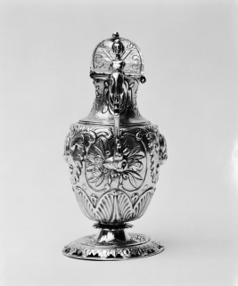 Vue de dos de la burette V. © Région Bourgogne-Franche-Comté, Inventaire du patrimoine