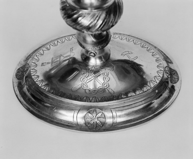 Détail du pied. © Région Bourgogne-Franche-Comté, Inventaire du patrimoine