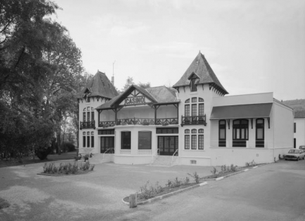 Casino. © Région Bourgogne-Franche-Comté, Inventaire du patrimoine Casino. © Région Bourgogne-Franche-Comté, Inventaire du patrimoine