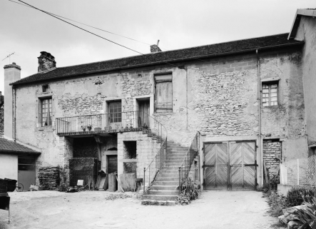 Vue d'ensemble des maisons sises parcelles 1319 et 1325, section D7 du cadastre de 1940. © Région Bourgogne-Franche-Comté, Inventaire du patrimoine