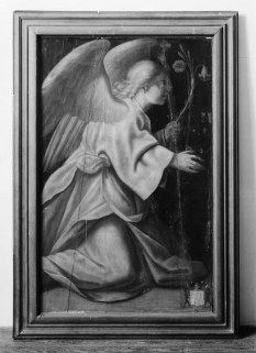 Revers du panneau gauche : Ange de l'Annonciation. © Région Bourgogne-Franche-Comté, Inventaire du patrimoine