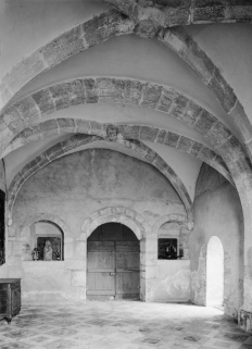 Intérieur de la chapelle, vue depuis le choeur. © Région Bourgogne-Franche-Comté, Inventaire du patrimoine