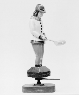 Vue de 3/4 droit de la copie. © Région Bourgogne-Franche-Comté, Inventaire du patrimoine