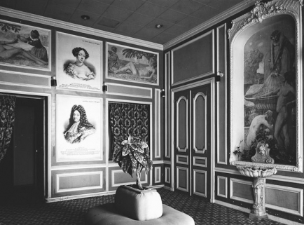 Casino, le hall d'entrée. © Région Bourgogne-Franche-Comté, Inventaire du patrimoine Casino, le hall d'entrée. © Région Bourgogne-Franche-Comté, Inventaire du patrimoine