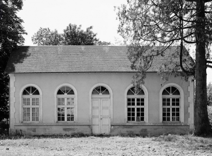 Ancienne salle de gymnase et d'escrime. © Région Bourgogne-Franche-Comté, Inventaire du patrimoine Ancienne salle de gymnase et d'escrime. © Région Bourgogne-Franche-Comté, Inventaire du patrimoine
