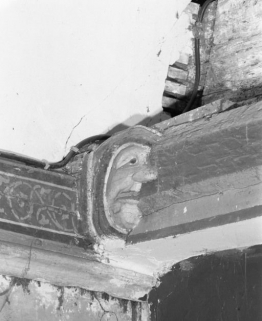 Charpente de la nef, extrémité du 5ème entrait © Région Bourgogne-Franche-Comté, Inventaire du patrimoine