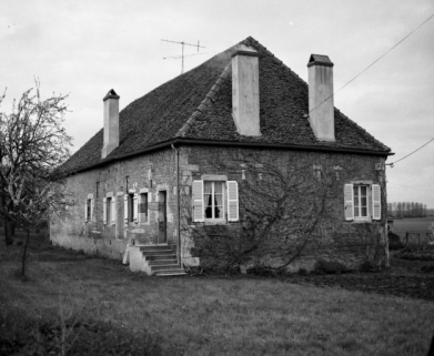 Elévations postérieure et latérale. © Région Bourgogne-Franche-Comté, Inventaire du patrimoine