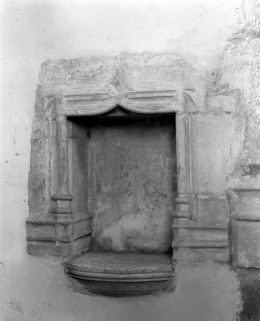 Chapelle seigneuriale, lavabo © Région Bourgogne-Franche-Comté, Inventaire du patrimoine