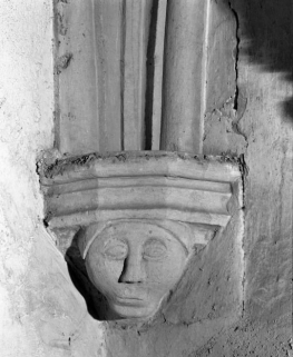 Deuxième chapelle gauche, 1ere travée, culot antérieur gauche © Région Bourgogne-Franche-Comté, Inventaire du patrimoine