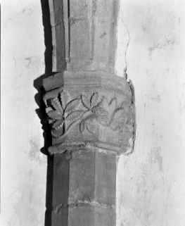 Bas-côté gauche, 2e chapiteau gauche © Région Bourgogne-Franche-Comté, Inventaire du patrimoine