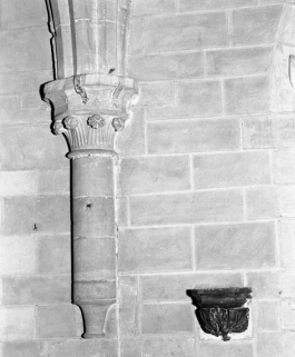 Chapelle à gauche du choeur, support médian gauche © Région Bourgogne-Franche-Comté, Inventaire du patrimoine