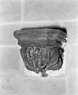 Chapelle à gauche du choeur, console © Région Bourgogne-Franche-Comté, Inventaire du patrimoine