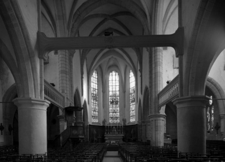Nef, vue prise de l'entrée © Région Bourgogne-Franche-Comté, Inventaire du patrimoine