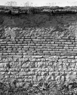 Détail d'un mur de clôture. © Région Bourgogne-Franche-Comté, Inventaire du patrimoine