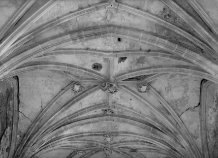 Chapelle de l'ancien château : voûte de la 3e travée de la nef. © Région Bourgogne-Franche-Comté, Inventaire du patrimoine