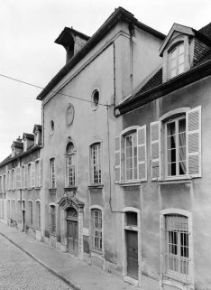 Façade antérieure © Région Bourgogne-Franche-Comté, Inventaire du patrimoine Façade antérieure © Région Bourgogne-Franche-Comté, Inventaire du patrimoine