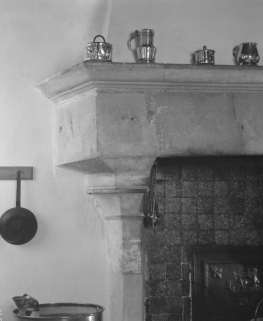 Cuisine : détail, angle de la cheminée. © Région Bourgogne-Franche-Comté, Inventaire du patrimoine