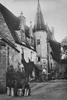  château fort © Région Bourgogne-Franche-Comté, Inventaire du patrimoine