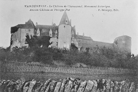  château fort © Région Bourgogne-Franche-Comté, Inventaire du patrimoine