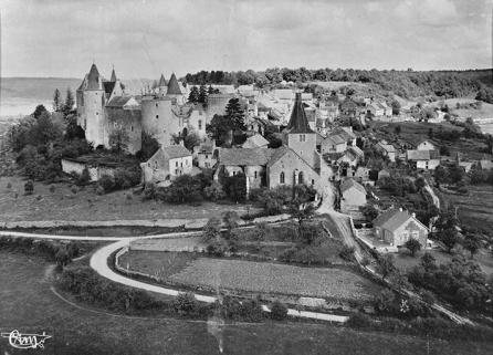  château fort © Région Bourgogne-Franche-Comté, Inventaire du patrimoine