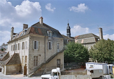 Bâtiment en U, vue prise de l'est. © Région Bourgogne-Franche-Comté, Inventaire du patrimoine