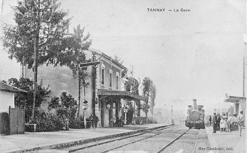 Gare © Région Bourgogne-Franche-Comté, Inventaire du patrimoine  Gare © Région Bourgogne-Franche-Comté, Inventaire du patrimoine