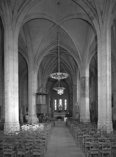 Vaisseau central, vue prise de l'entrée. © Région Bourgogne-Franche-Comté, Inventaire du patrimoine