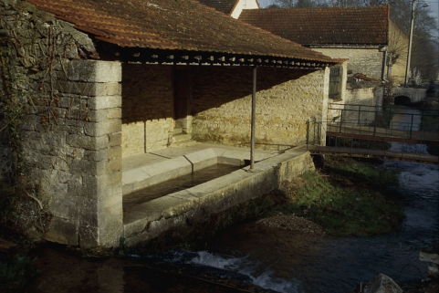  lavoir © Région Bourgogne-Franche-Comté, Inventaire du patrimoine