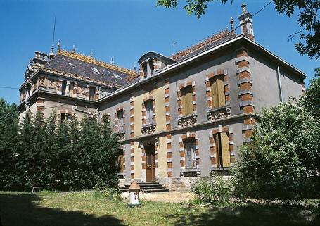 Façade postérieure. © Région Bourgogne-Franche-Comté, Inventaire du patrimoine Façade postérieure. © Région Bourgogne-Franche-Comté, Inventaire du patrimoine