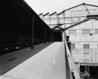 La rampe d'accès au lavoir des Chavannes. © Région Bourgogne-Franche-Comté, Inventaire du patrimoine