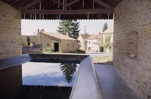  lavoir © Région Bourgogne-Franche-Comté, Inventaire du patrimoine