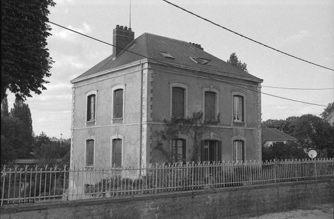 Logement patronal vu du Sud. © Région Bourgogne-Franche-Comté, Inventaire du patrimoine