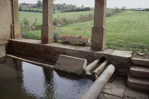  lavoir © Région Bourgogne-Franche-Comté, Inventaire du patrimoine