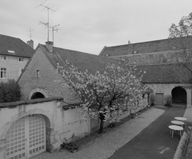 Ancienne grange vigneronne. © Région Bourgogne-Franche-Comté, Inventaire du patrimoine