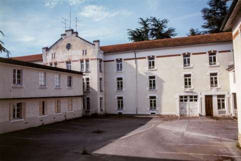Façade de l'aile sud. © Région Bourgogne-Franche-Comté, Inventaire du patrimoine