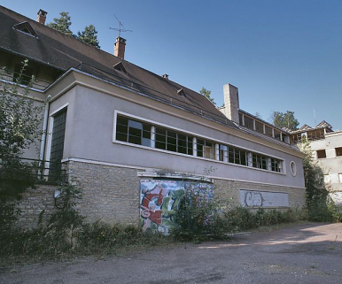 Bâtiment central, corps annexe adossé à la façade nord. © Région Bourgogne-Franche-Comté, Inventaire du patrimoine